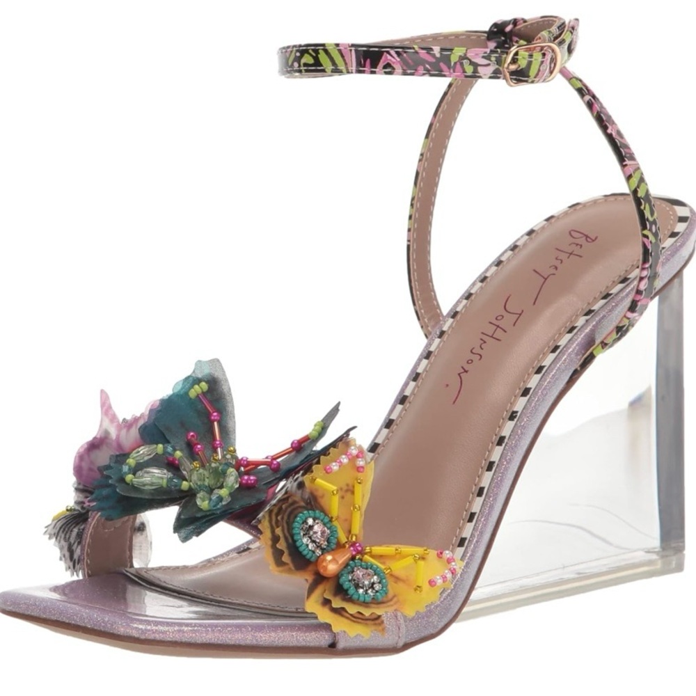Betsey Johnson Women's Kynlee Heeled Sandal